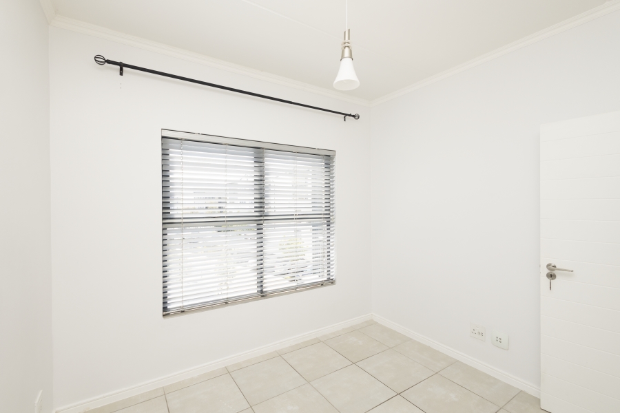 1 Bedroom Property for Sale in Richwood Western Cape